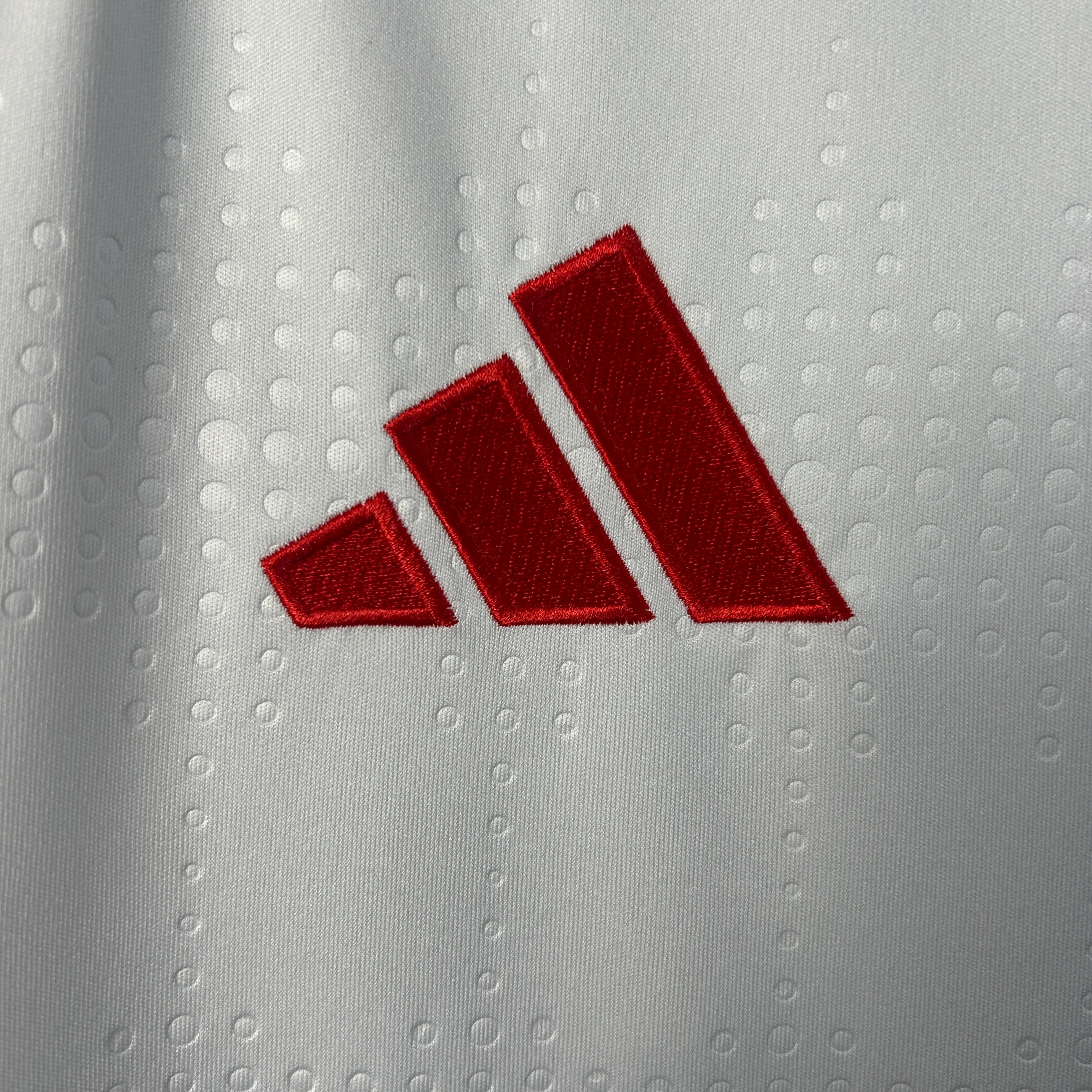 Camisa Internacional Away 25/26 - Torcedor Masculina