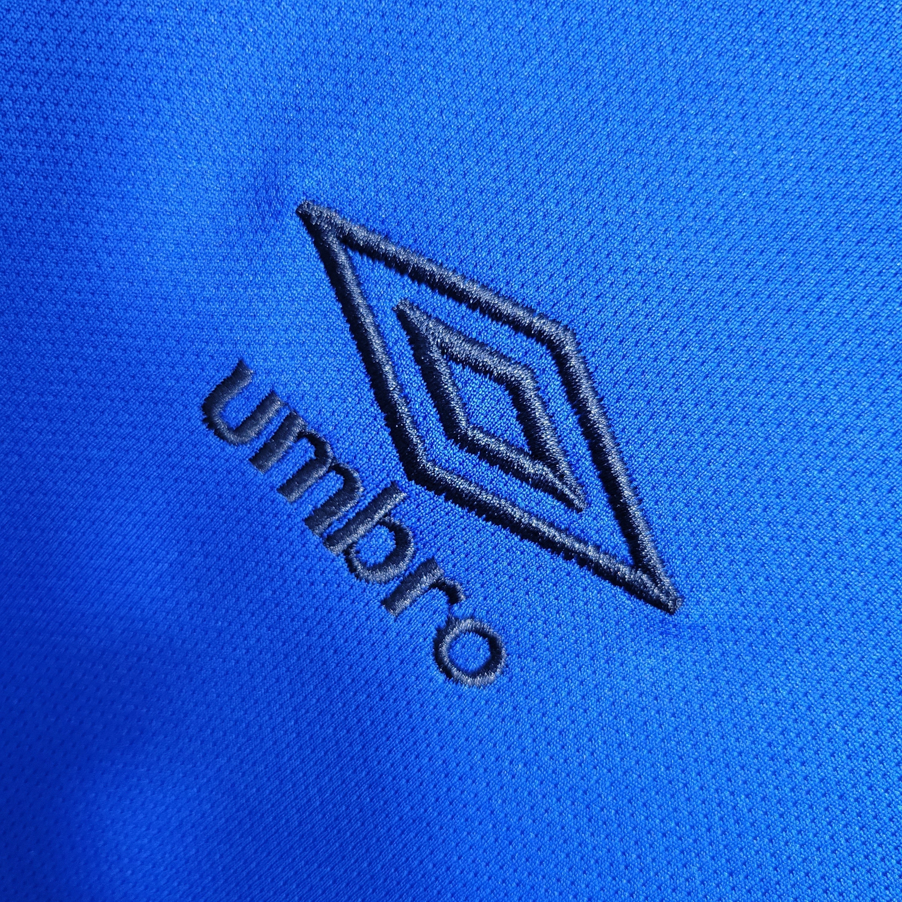 Camisa Santos Treino 23/24 - Umbro Torcedor Masculina