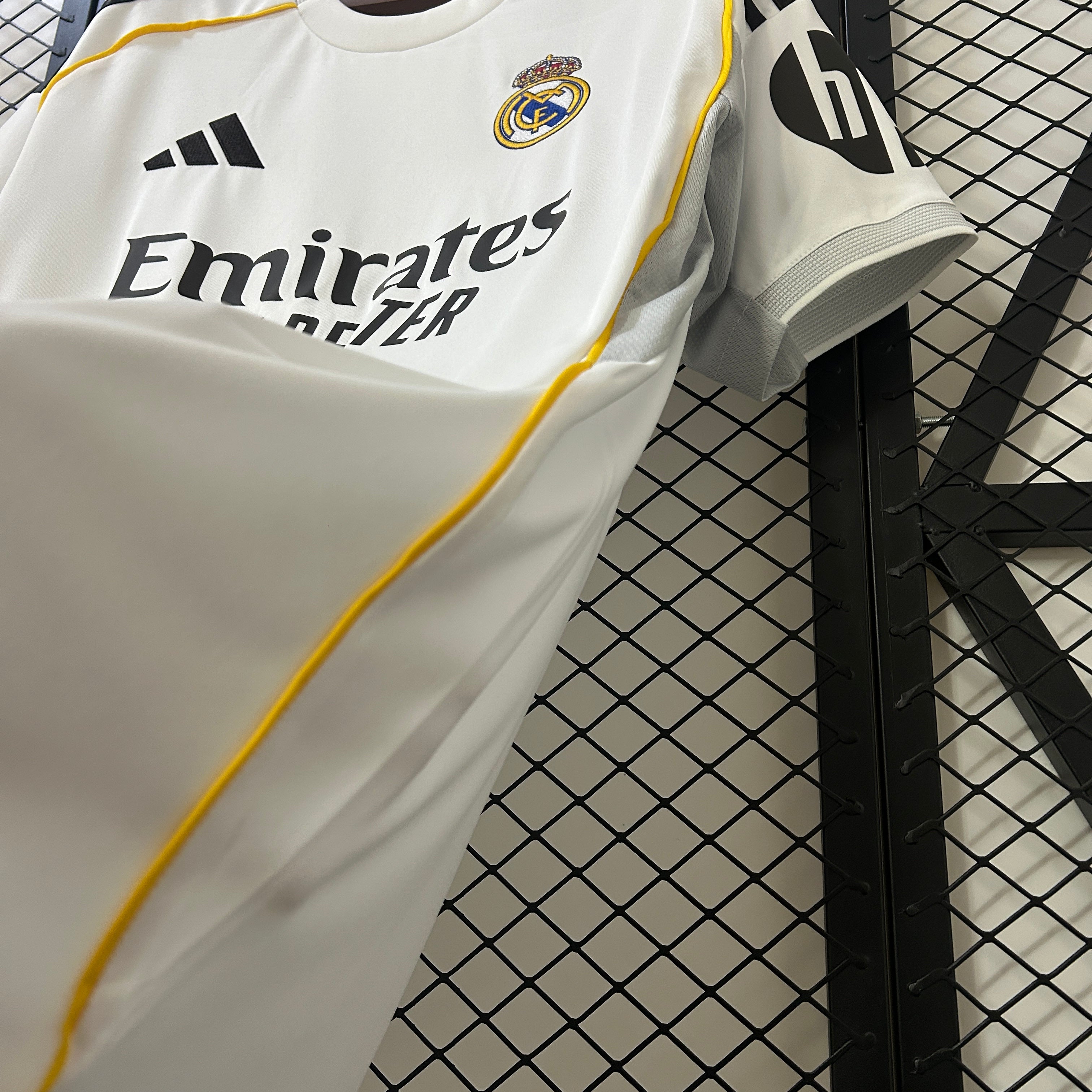 Camisa Real Madrid Home 25/26 - Torcedor Masculina