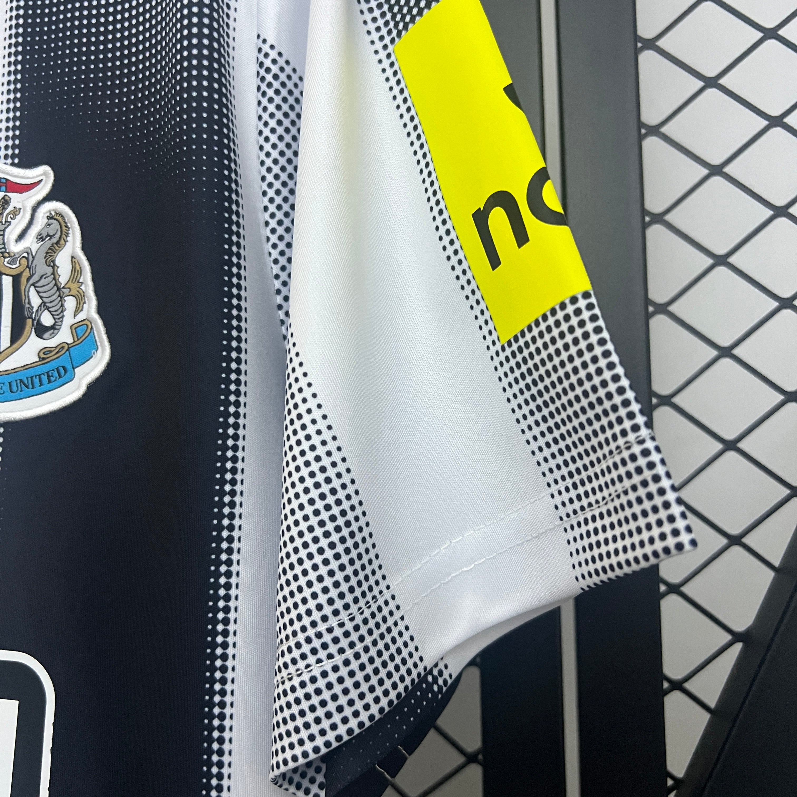 Camisa Newcastle United Home 25/26 - Torcedor Masculina