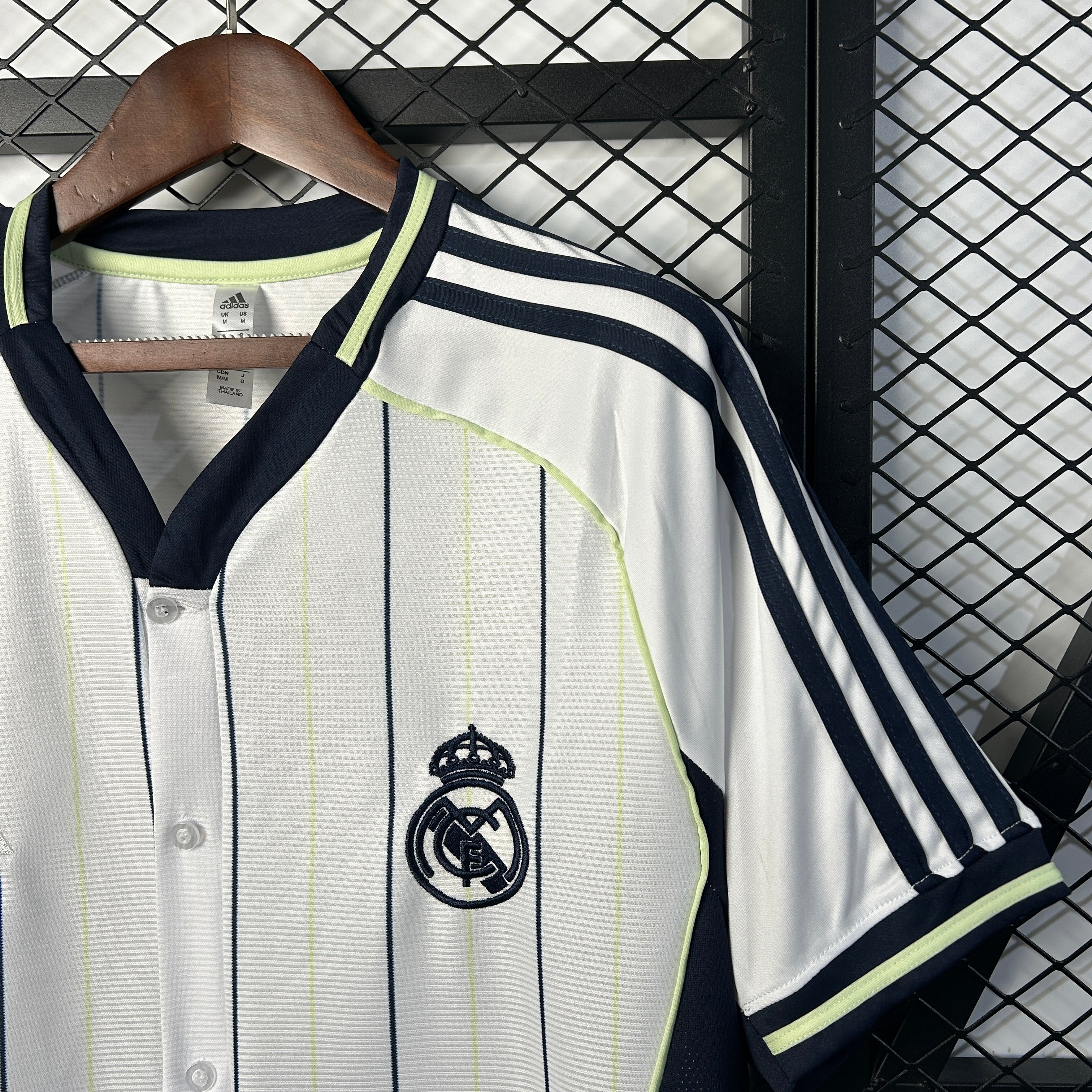 Camisa Real Madrid Baseball 25/26 - Torcedor Masculina