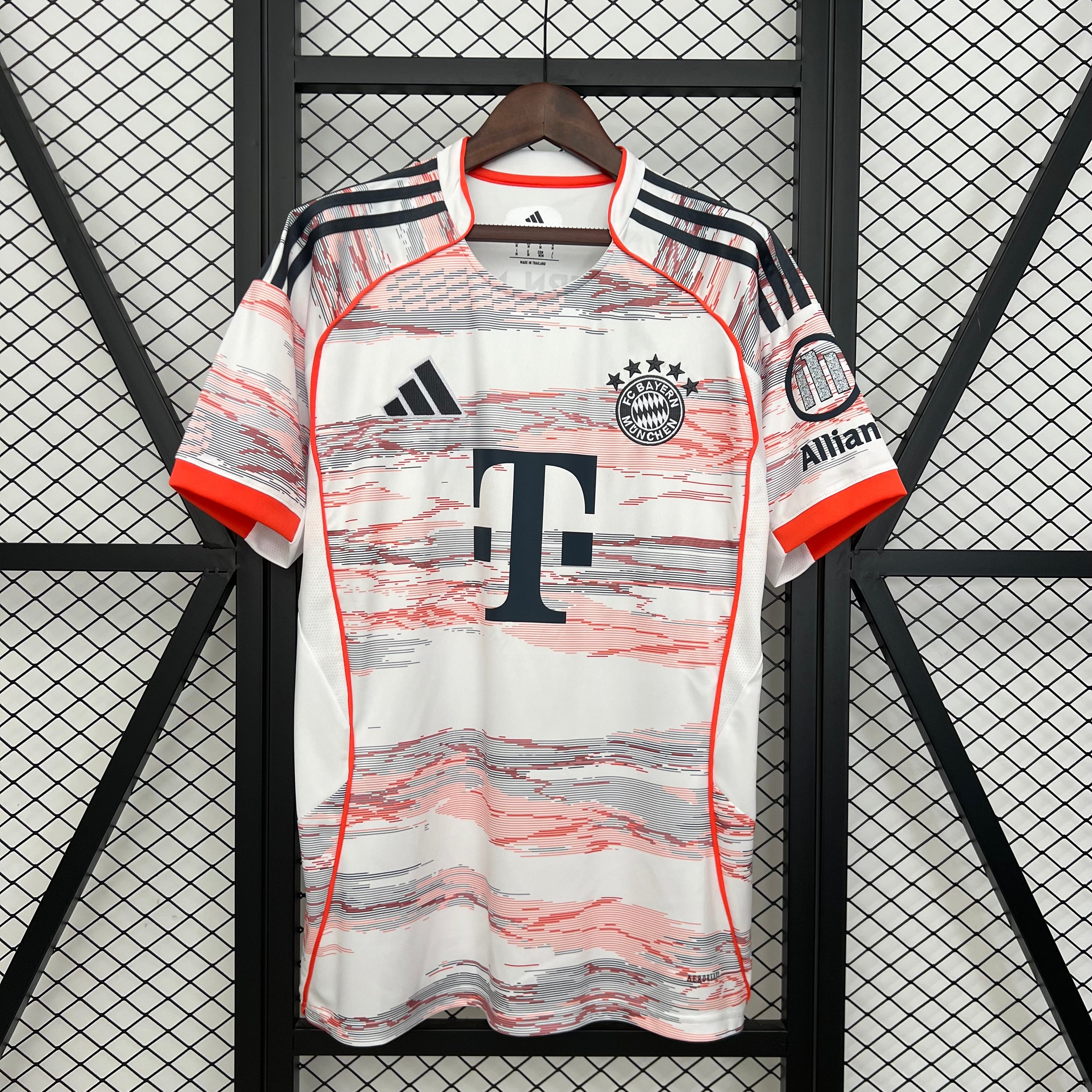 Camisa Bayern Away 25/26 - Torcedor Masculina