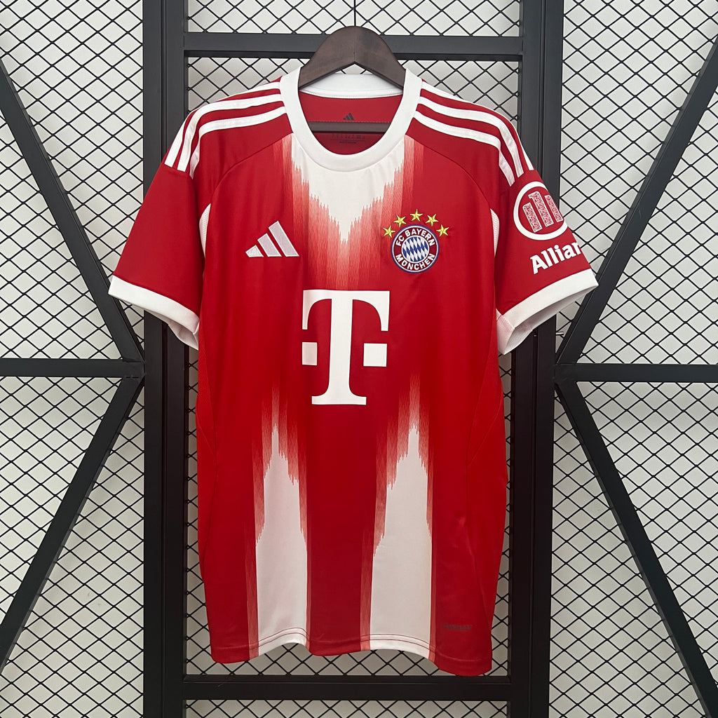 Camisa Bayern Home 25/26 - Torcedor Masculina