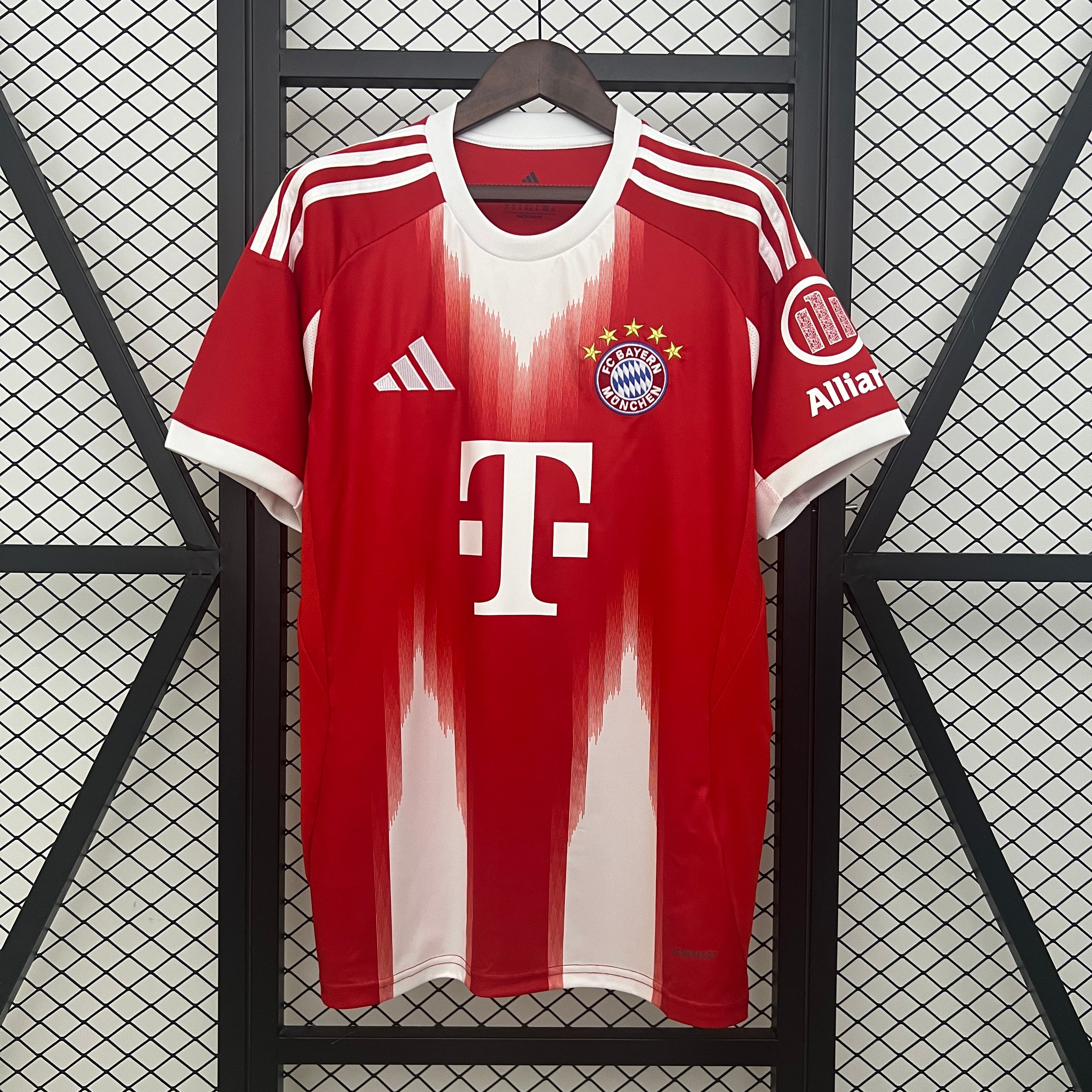 Camisa Bayern Home 25/26 - Torcedor Masculina