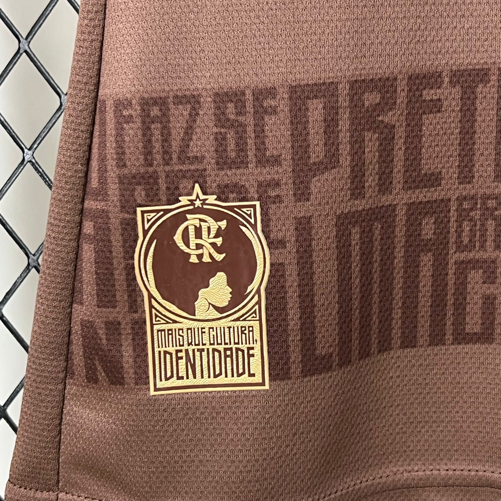 Camisa Flamengo Identidade Marrom 24/25 - Versão Torcedor