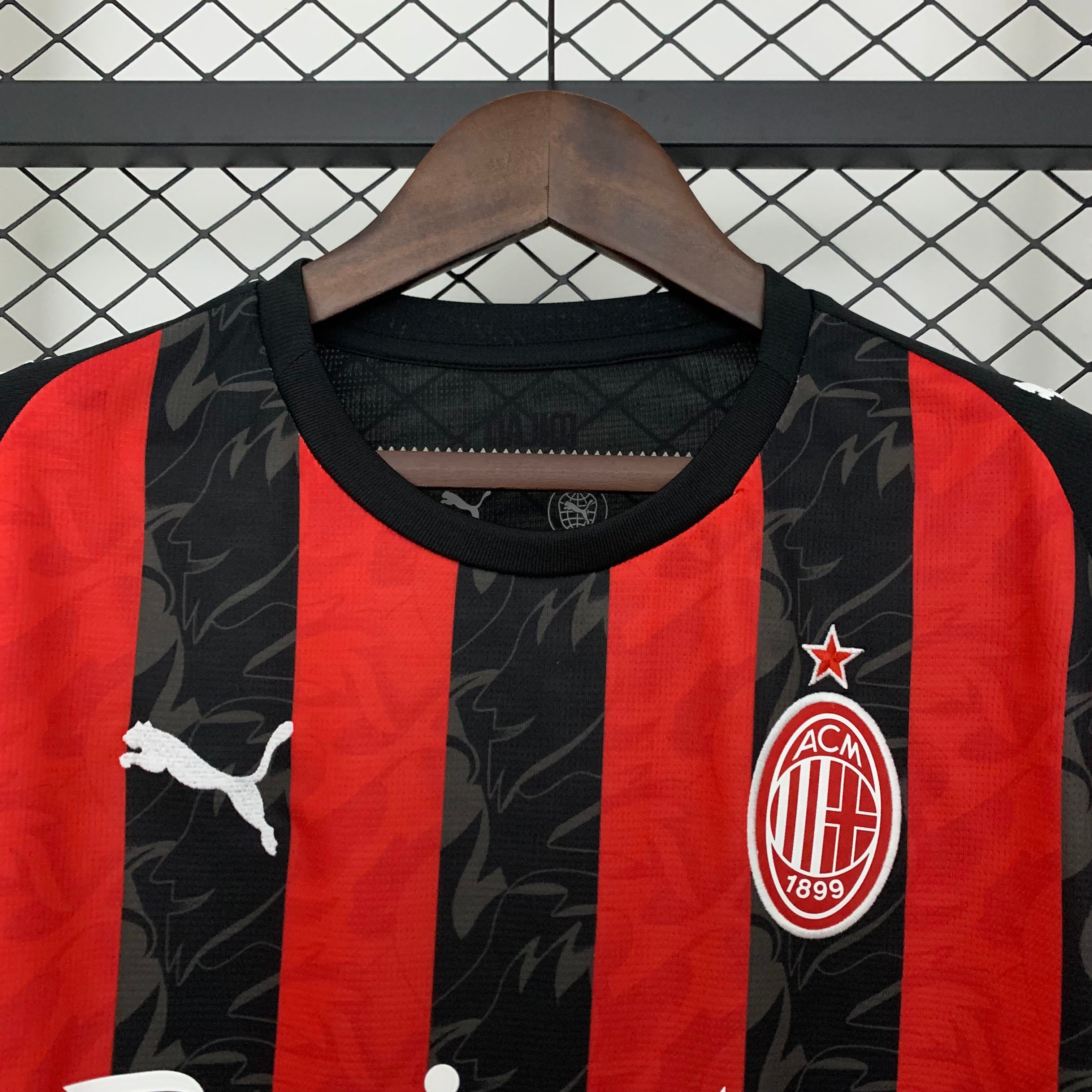 Camisa AC Milan Home 25/26 - Torcedor Masculina