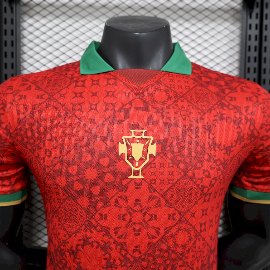 Camisa Portugal Red Edição Especial 24/25 - Versão Jogador