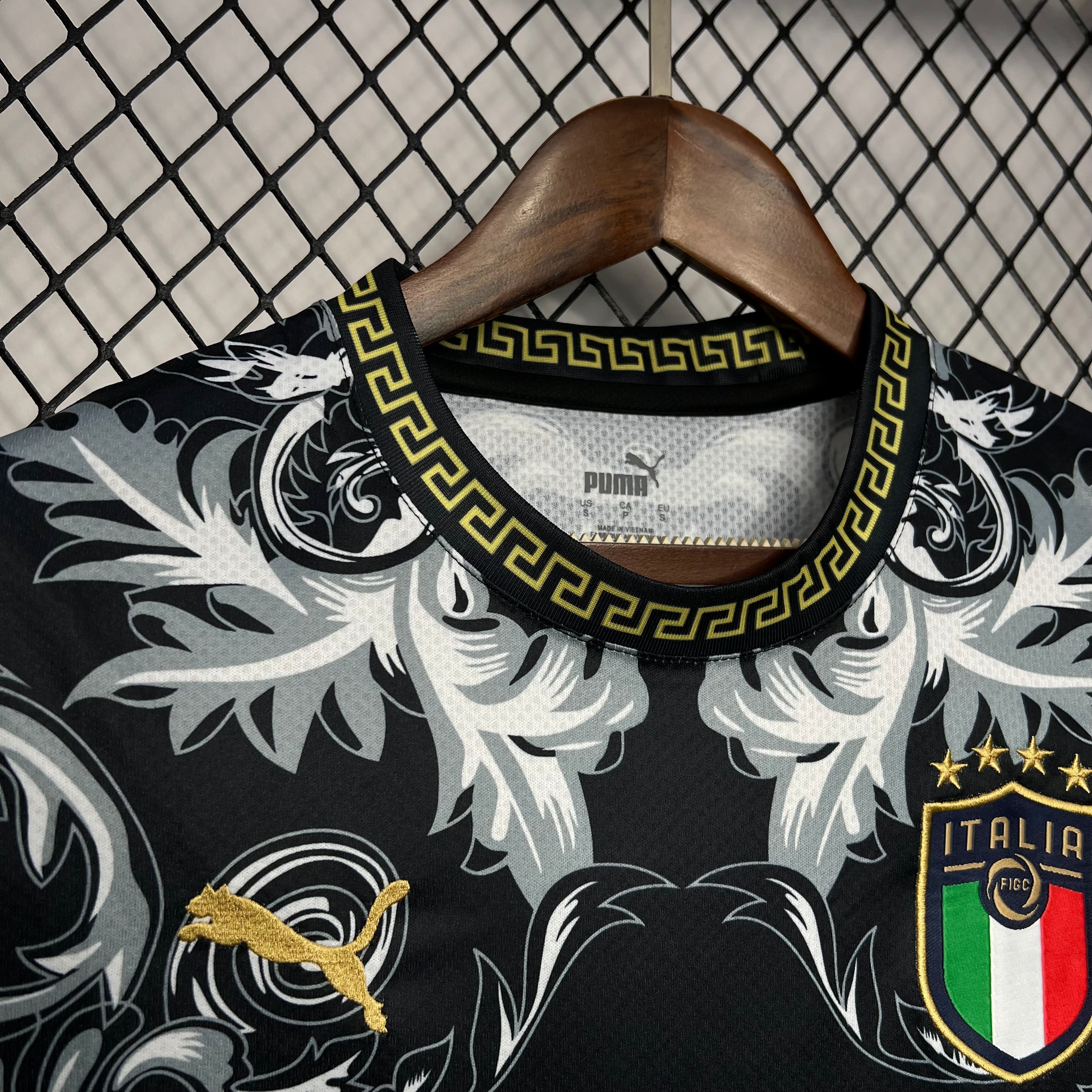 Camisa Itália Versace Co-Branded Edition 23/24 - Adidas Torcedor Masculina
