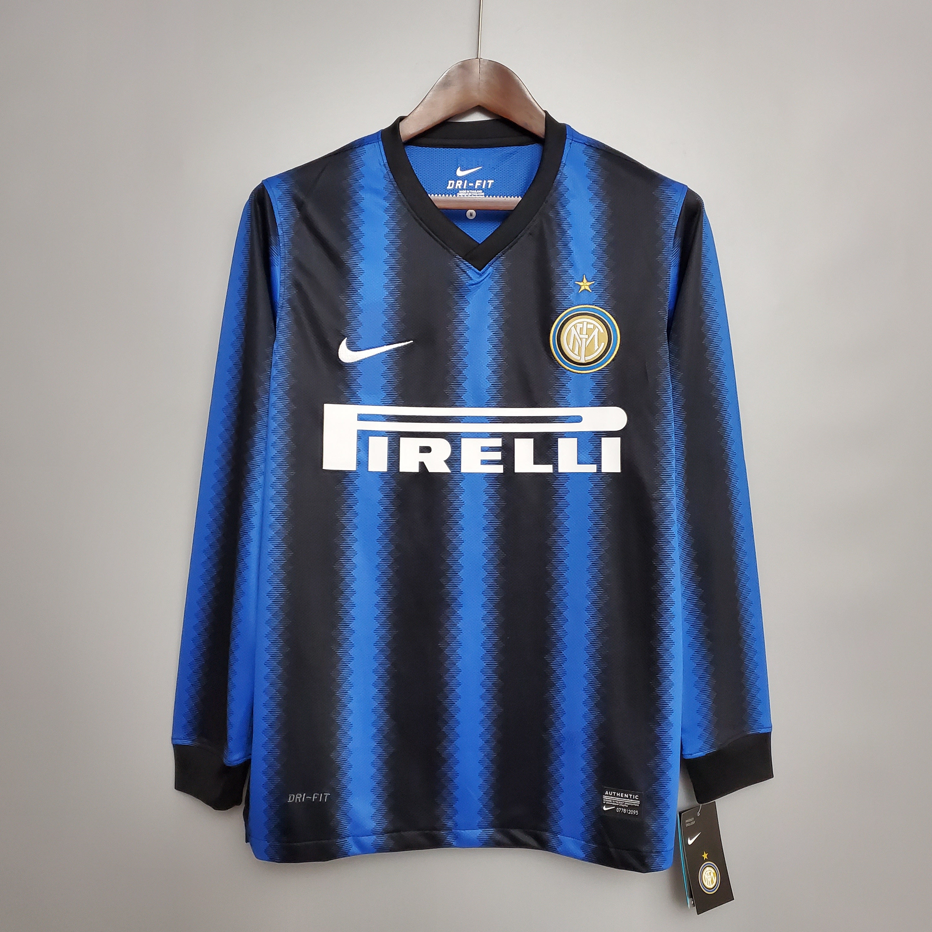 Camisa Inter de Milão Titular 10/11 - Versão Retro Manga Comprida